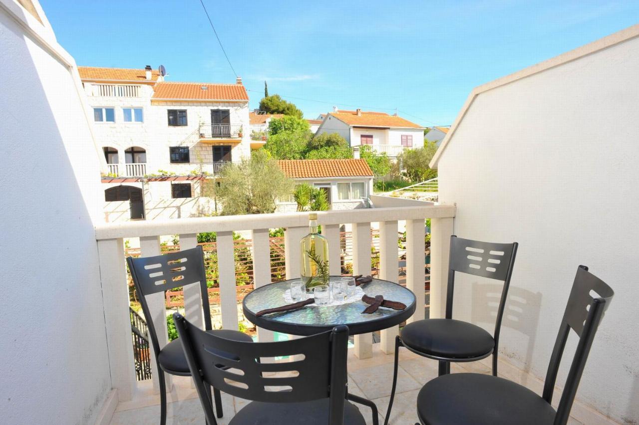 Apartments With A Parking Space Sutivan, Brac - 752 Exteriör bild